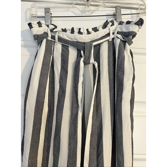 American Eagle Women's Size Medium Black White Stripe Paper Bag Tie Waist  Pants - Picture 2 of 7